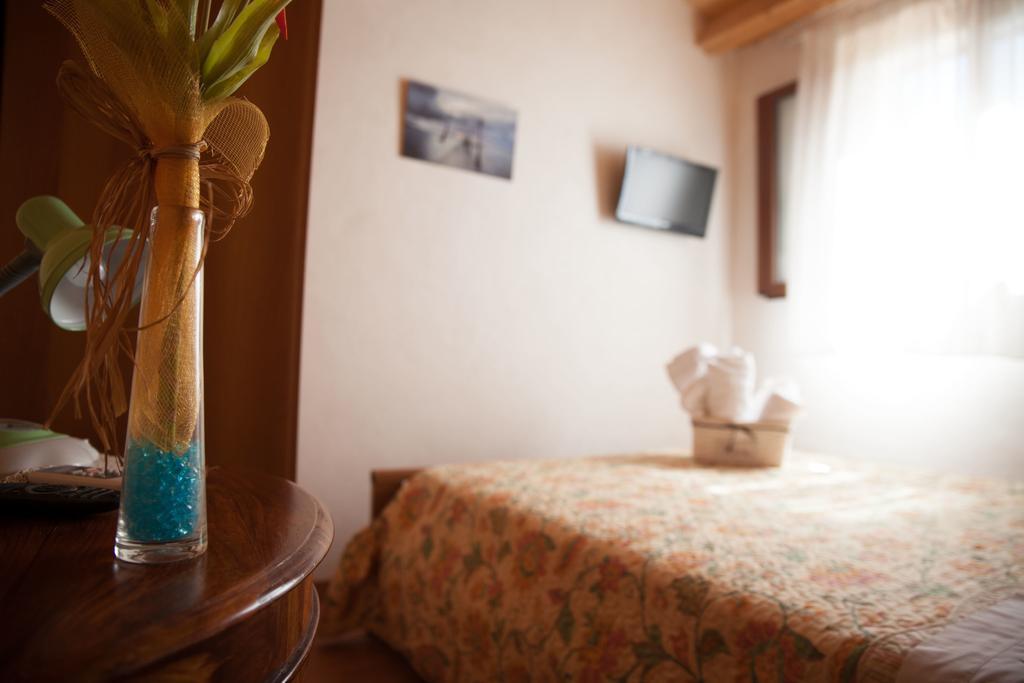 Acqua Di Mare Bed & Breakfast Locogrande ภายนอก รูปภาพ