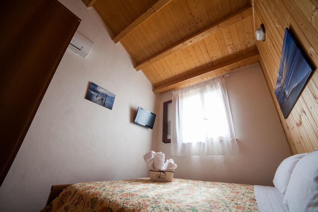 Acqua Di Mare Bed & Breakfast Locogrande ภายนอก รูปภาพ