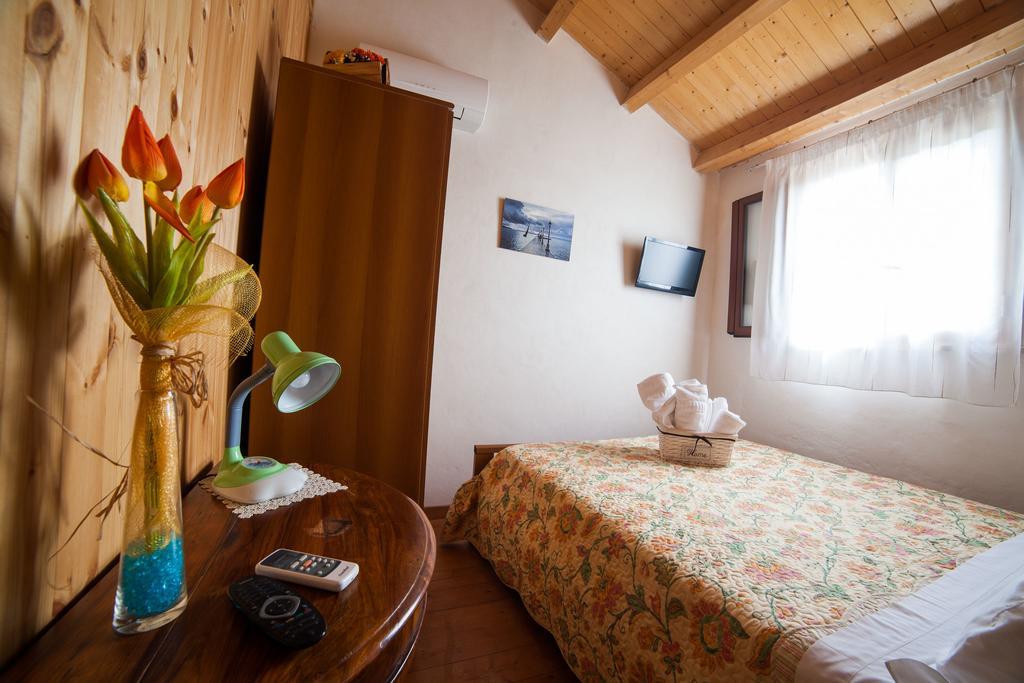 Acqua Di Mare Bed & Breakfast Locogrande ห้อง รูปภาพ